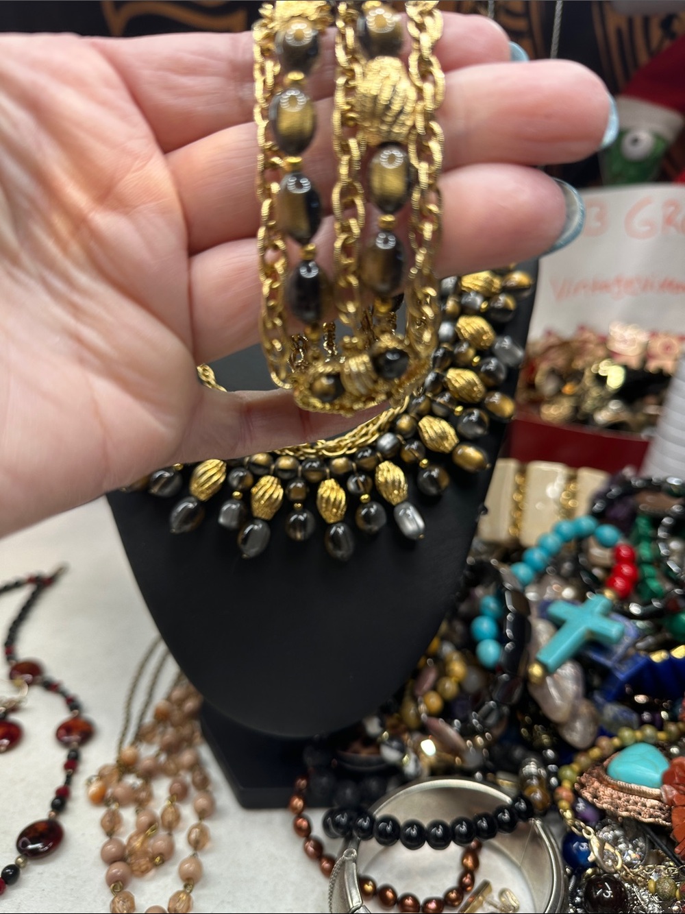 Kramer Signed Gold and Black Beaded Statement Necklace and Matching Bracelet - - Picture 4 of 7